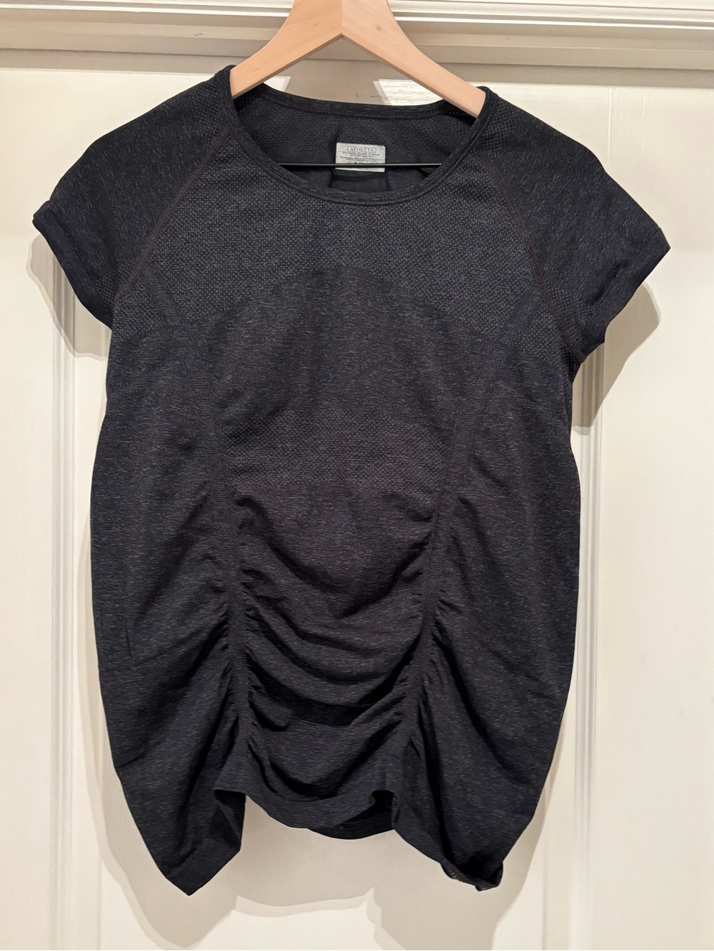 Women’s Athleta Fastest Track Tee size L